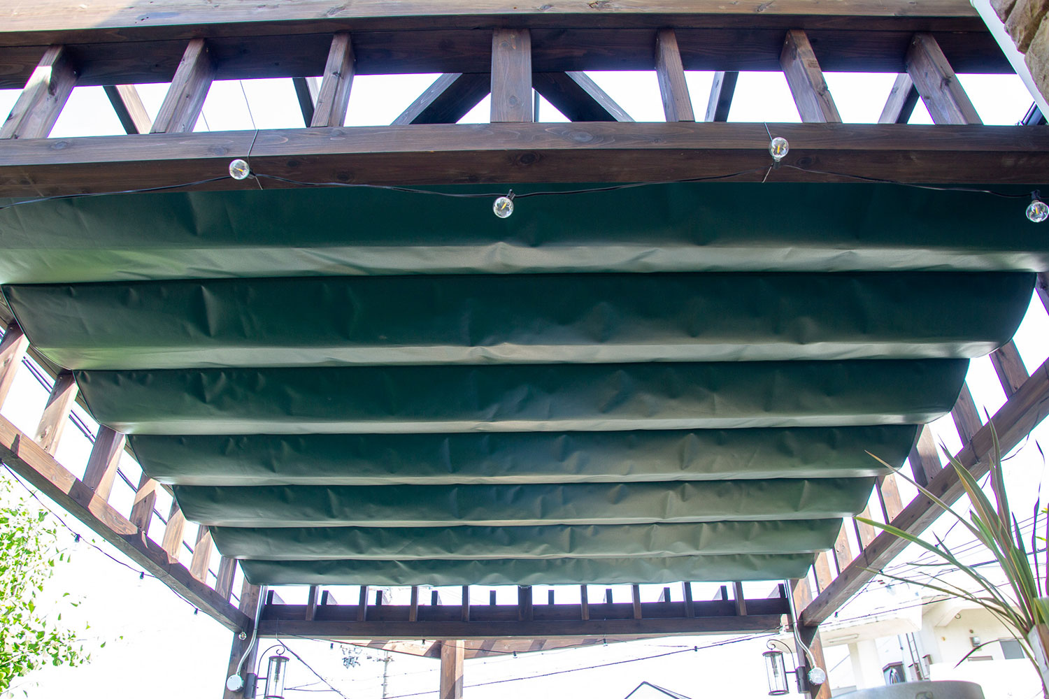 開閉式の屋根を設置