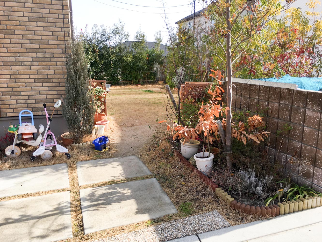 小屋をアトリエとショップとして利用する