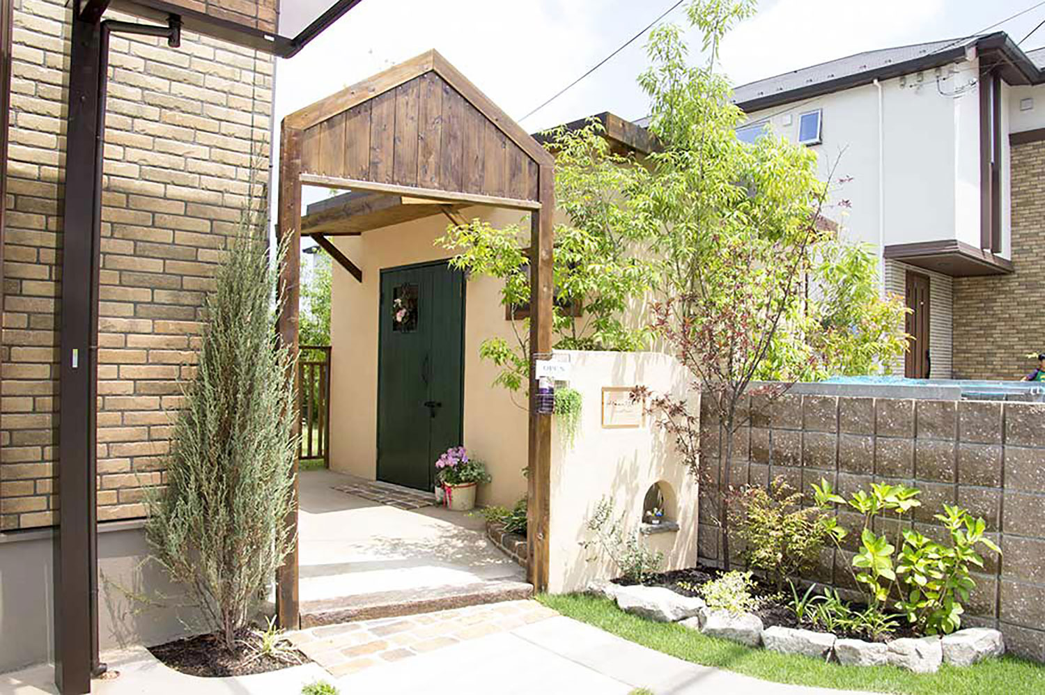 ウッド（木製）で自転車置き場を作る理由