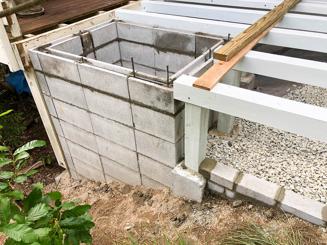 ウッドデッキの作り方