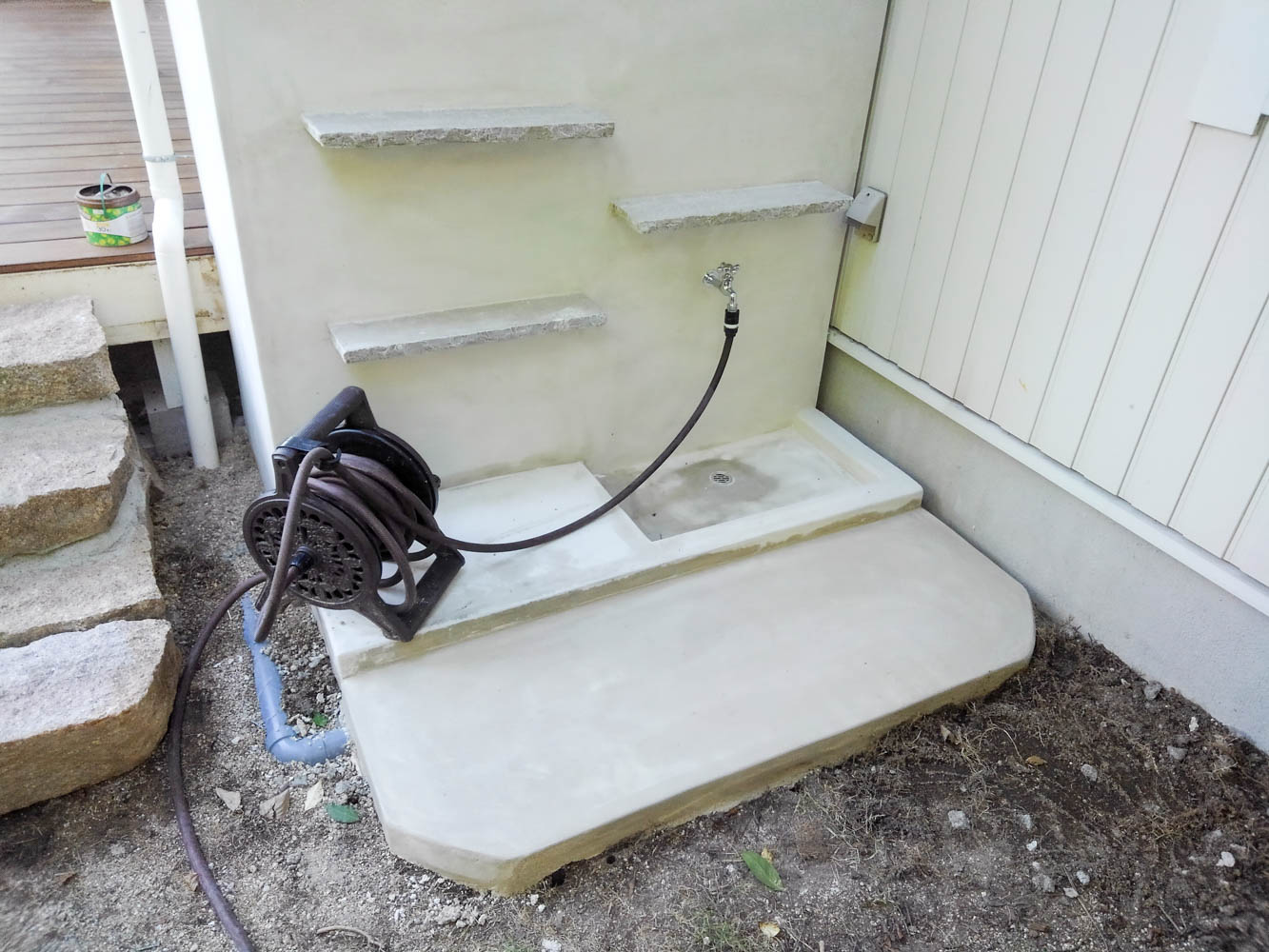 ウッドデッキの作り方