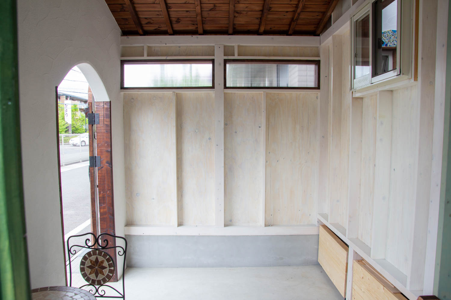 小屋と自転車置き場とサンルーム