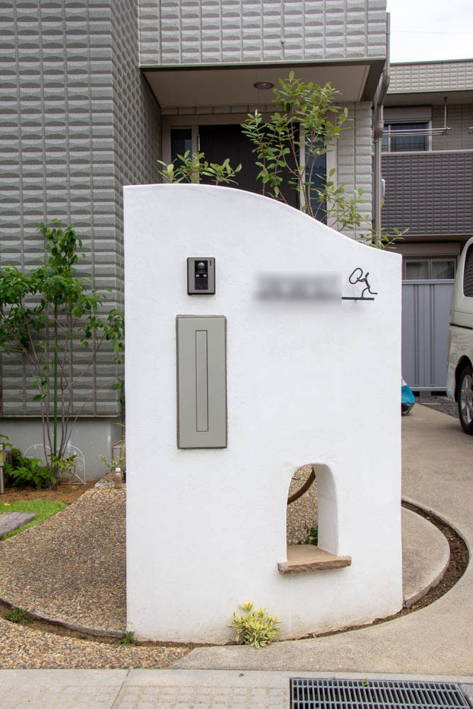 小屋と自転車置き場とサンルーム