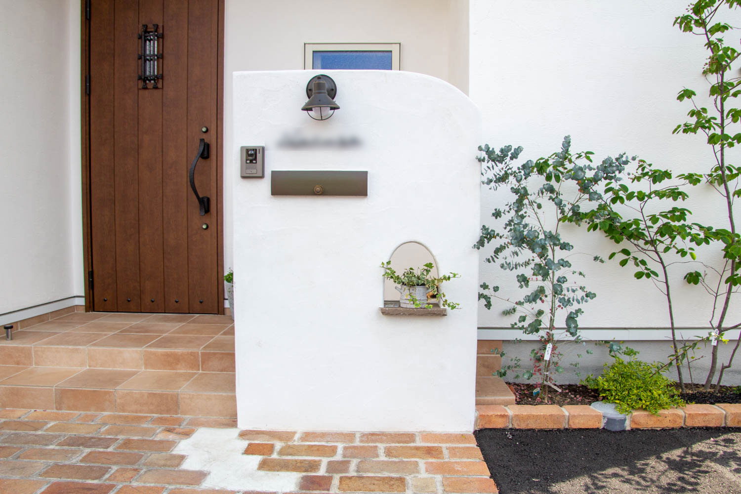 大きな木製自転車置き場（木製自転車小屋）