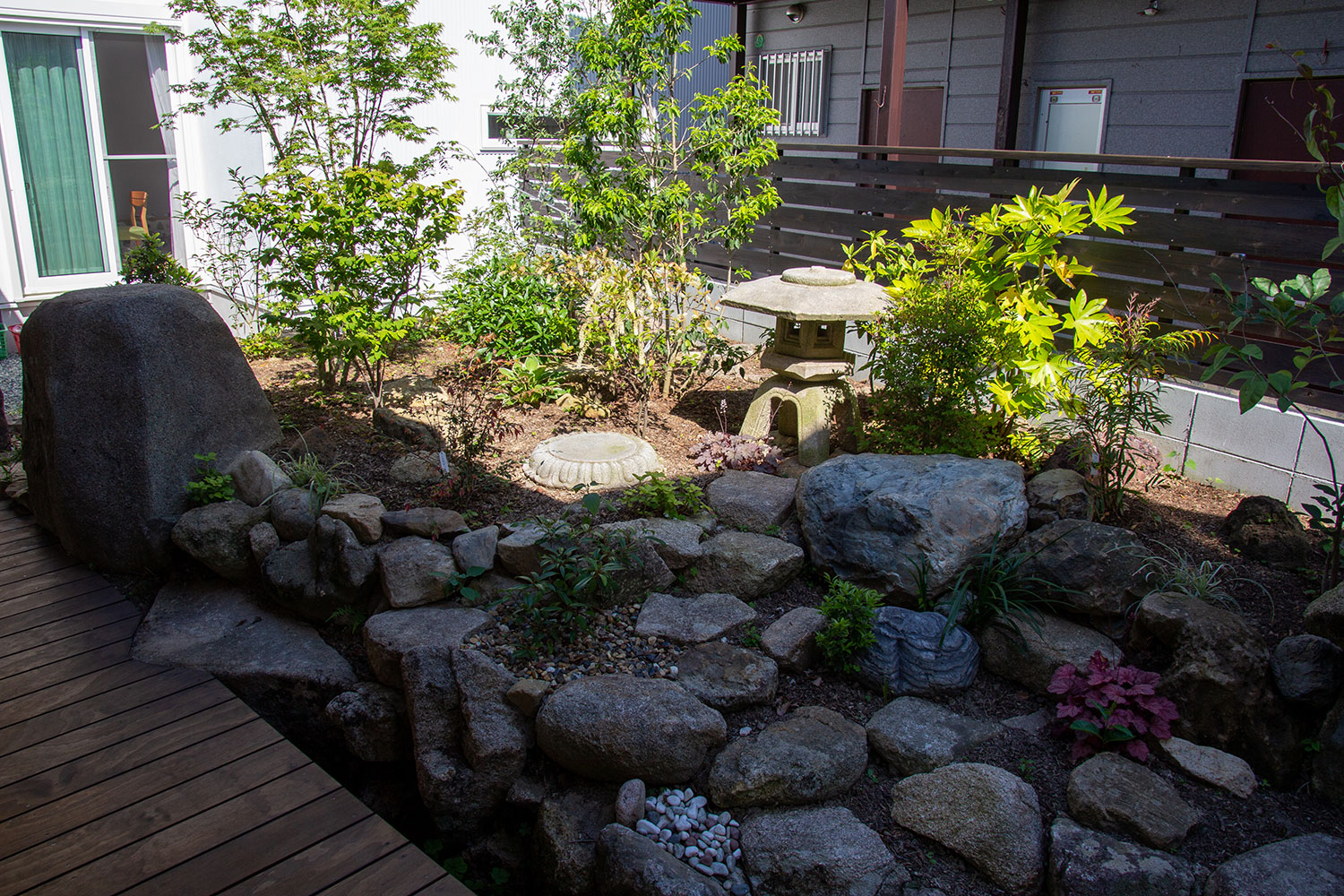 古い和庭の再利用