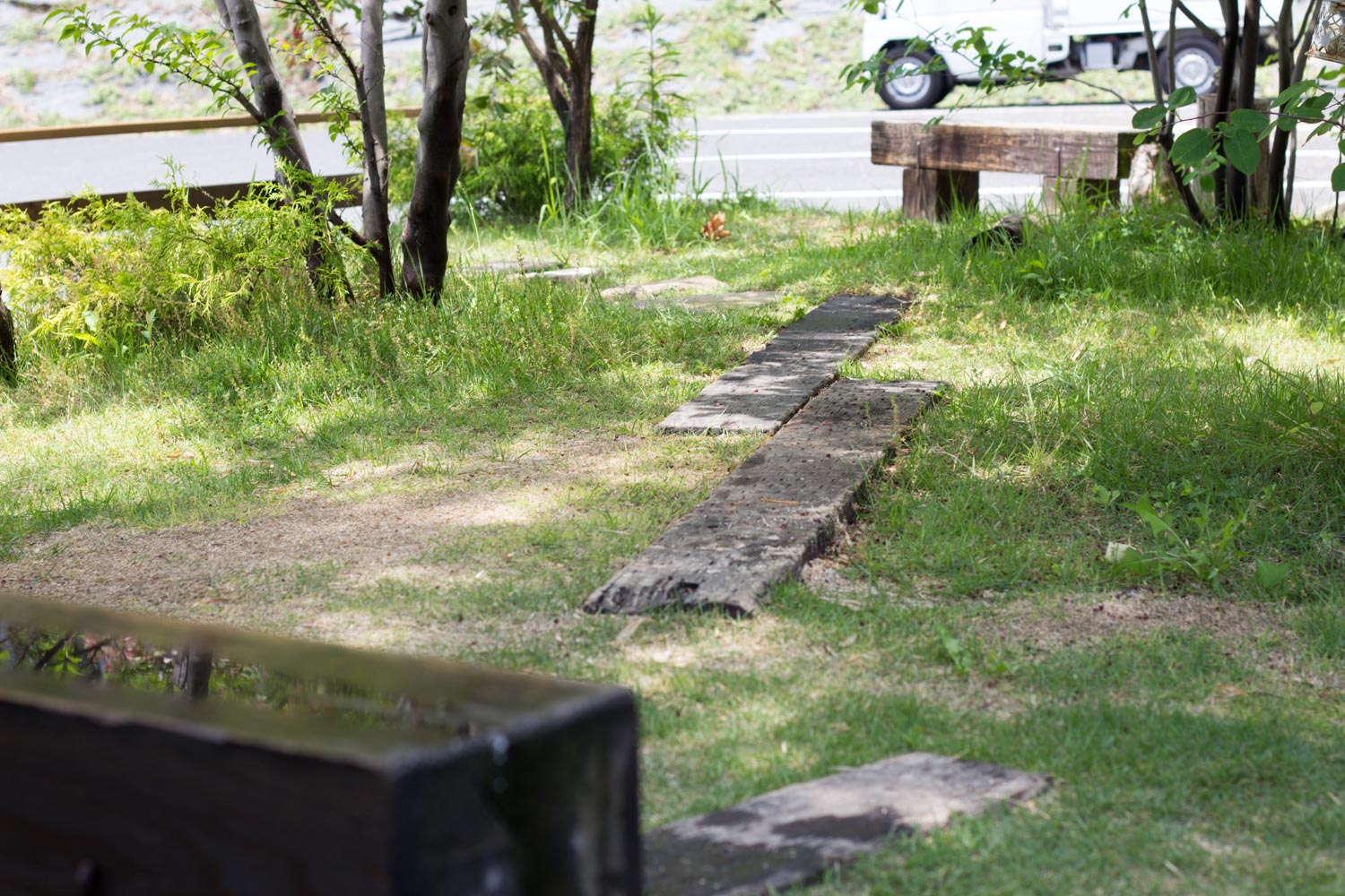 子どものための庭と庭小屋