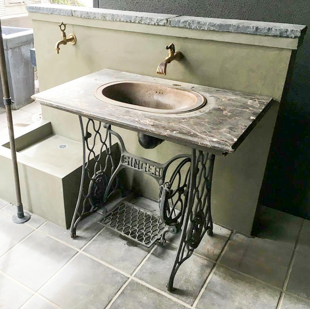 木製自転車小屋