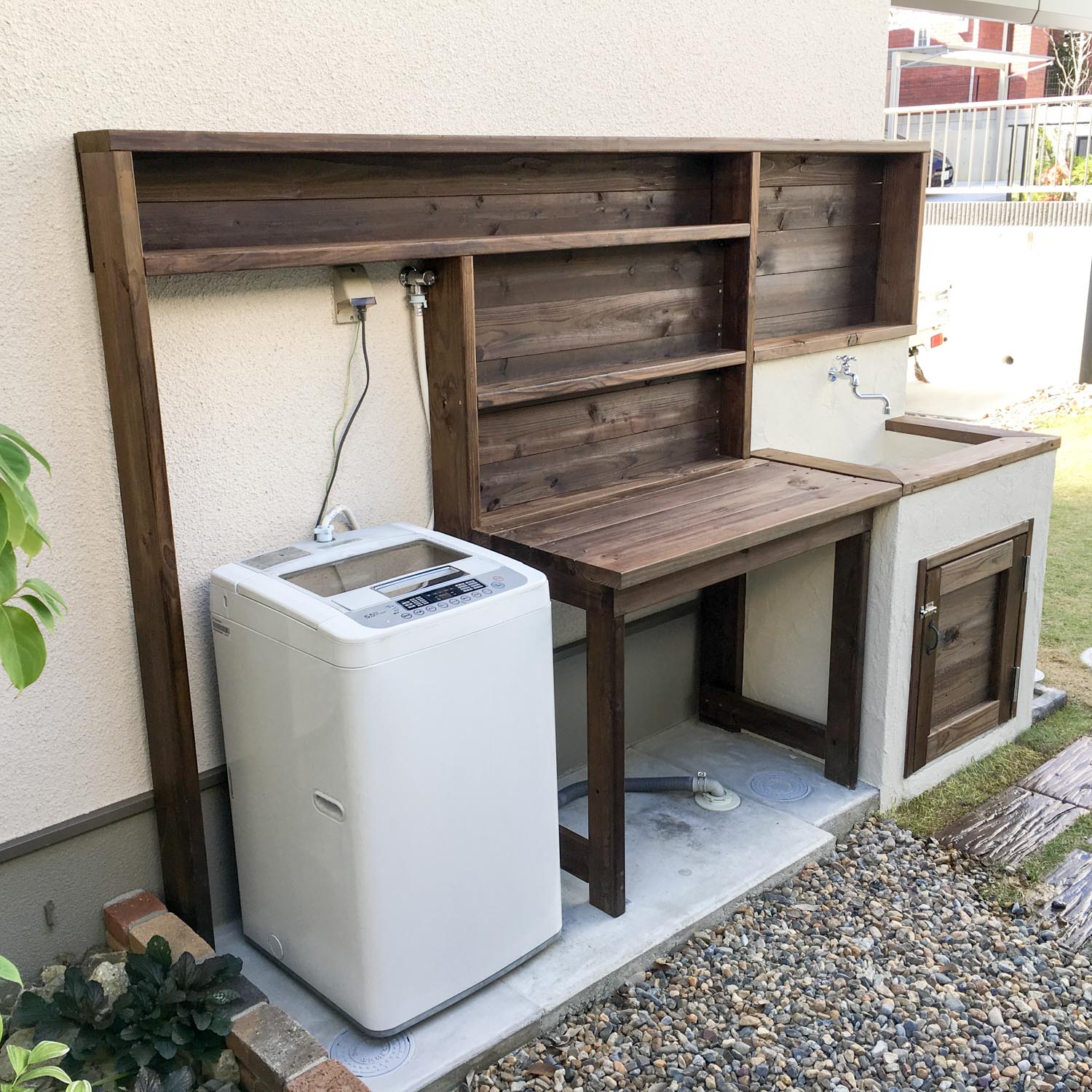 木製自転車小屋