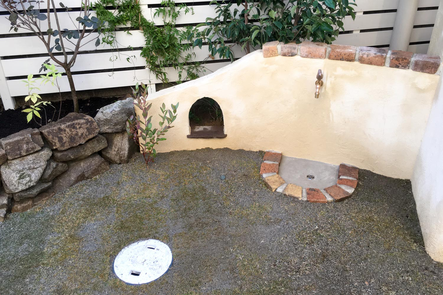 木製自転車小屋