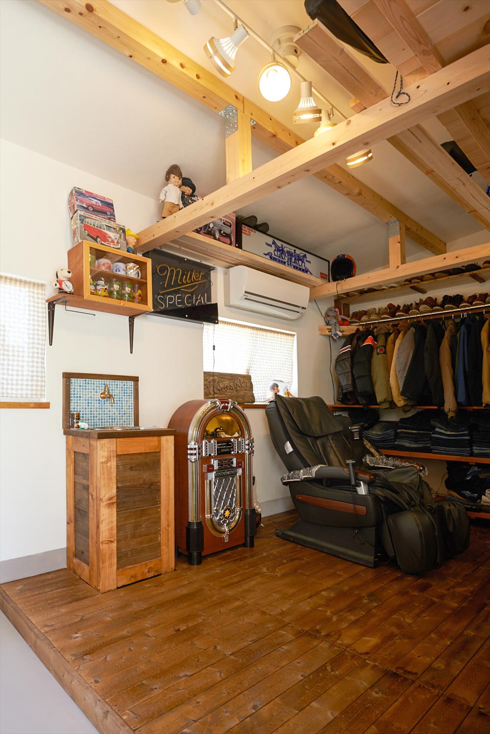 木製自転車小屋