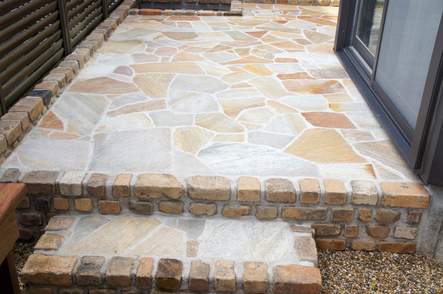 盆栽を楽しむための庭にリフォーム