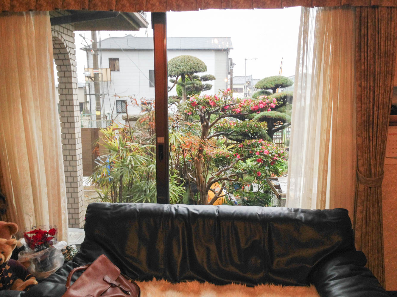 和風の庭をウッドデッキテラスにリフォームの施工前