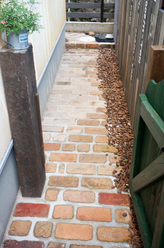 手つかずだった通路をリフォーム