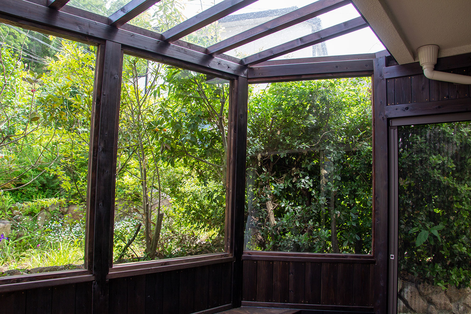 ウッドデッキをテラスハウにリフォーム