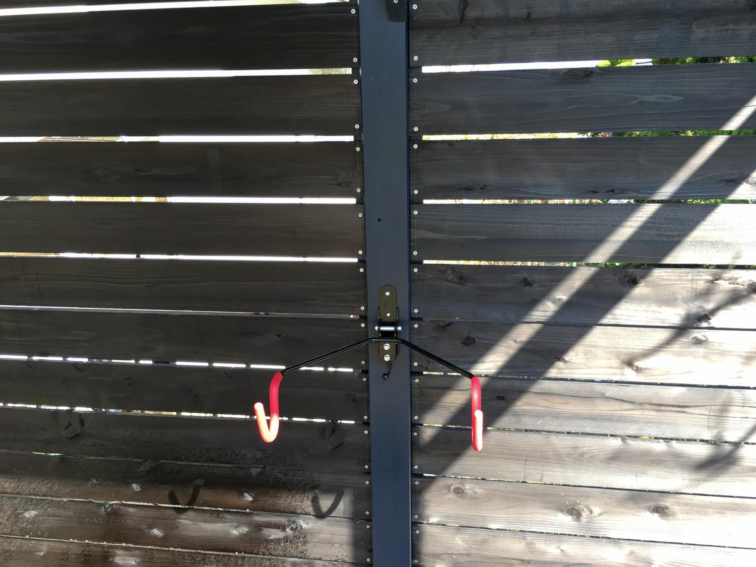 物置を自転車小屋にリフォーム