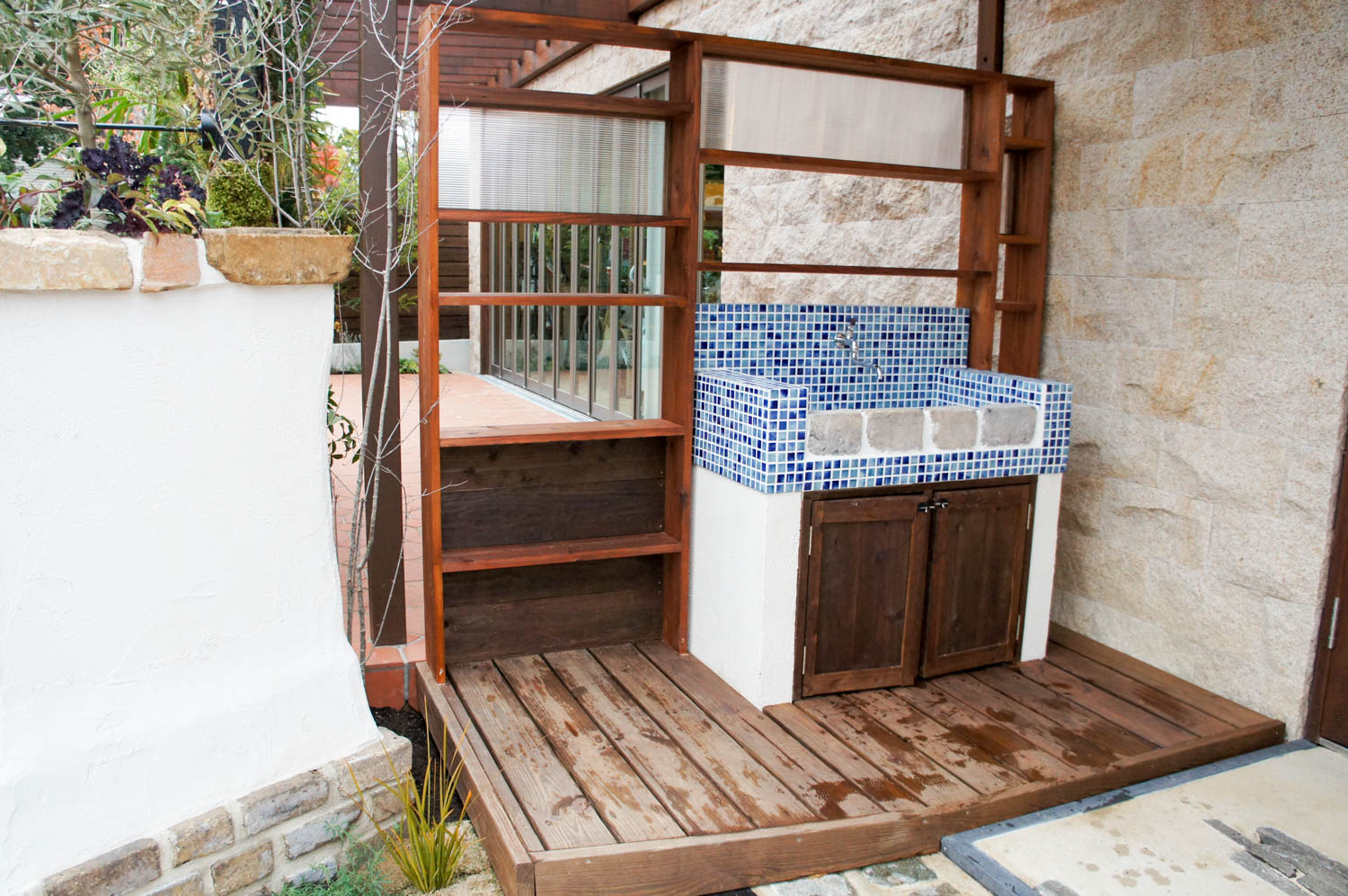 ドックアンカーのあるナチュラルショップガーデン