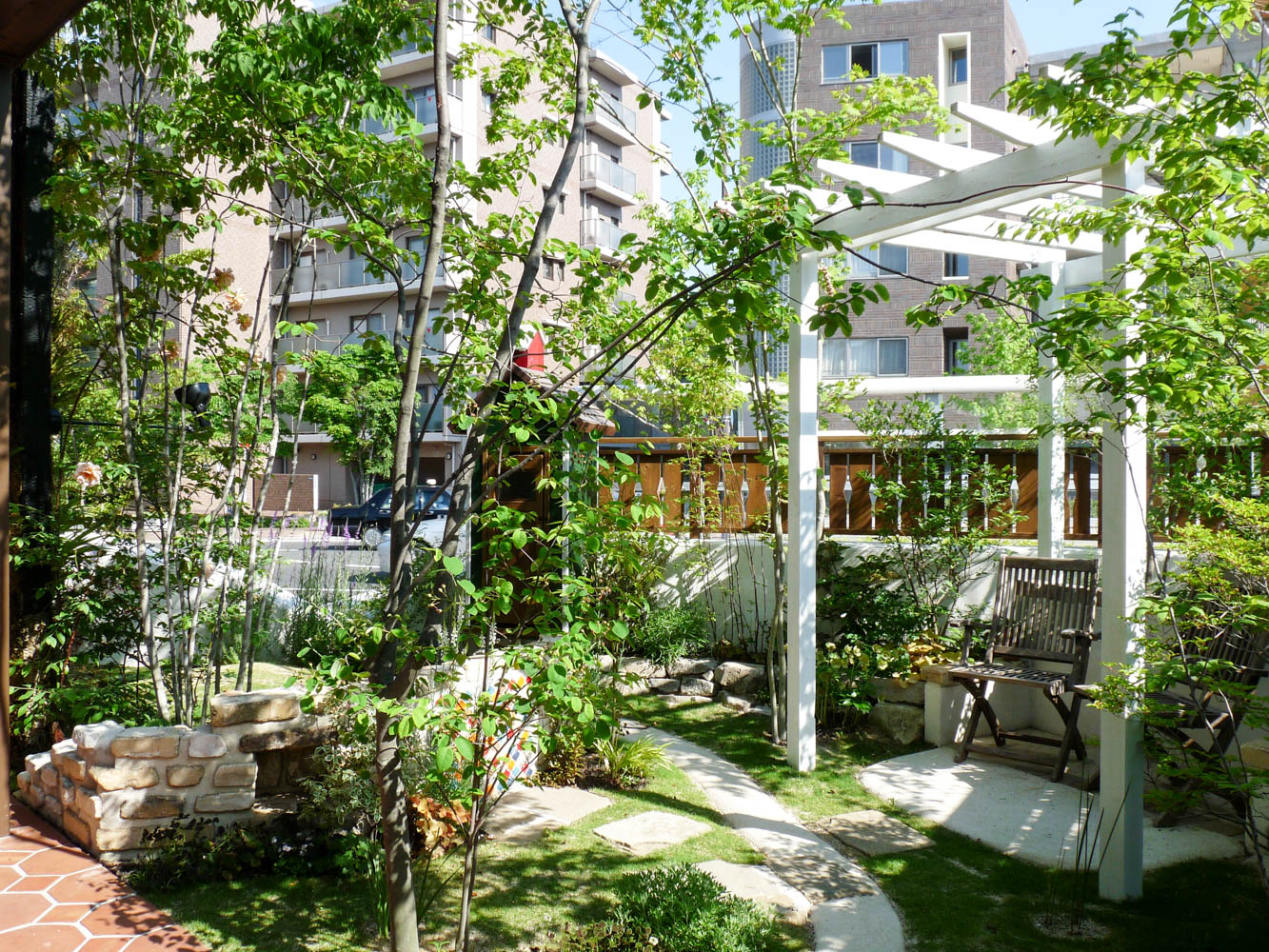 ドックアンカーのあるナチュラルショップガーデン