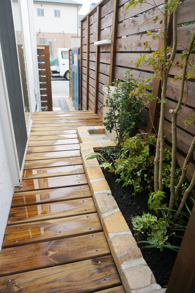 駐車場と庭の共生