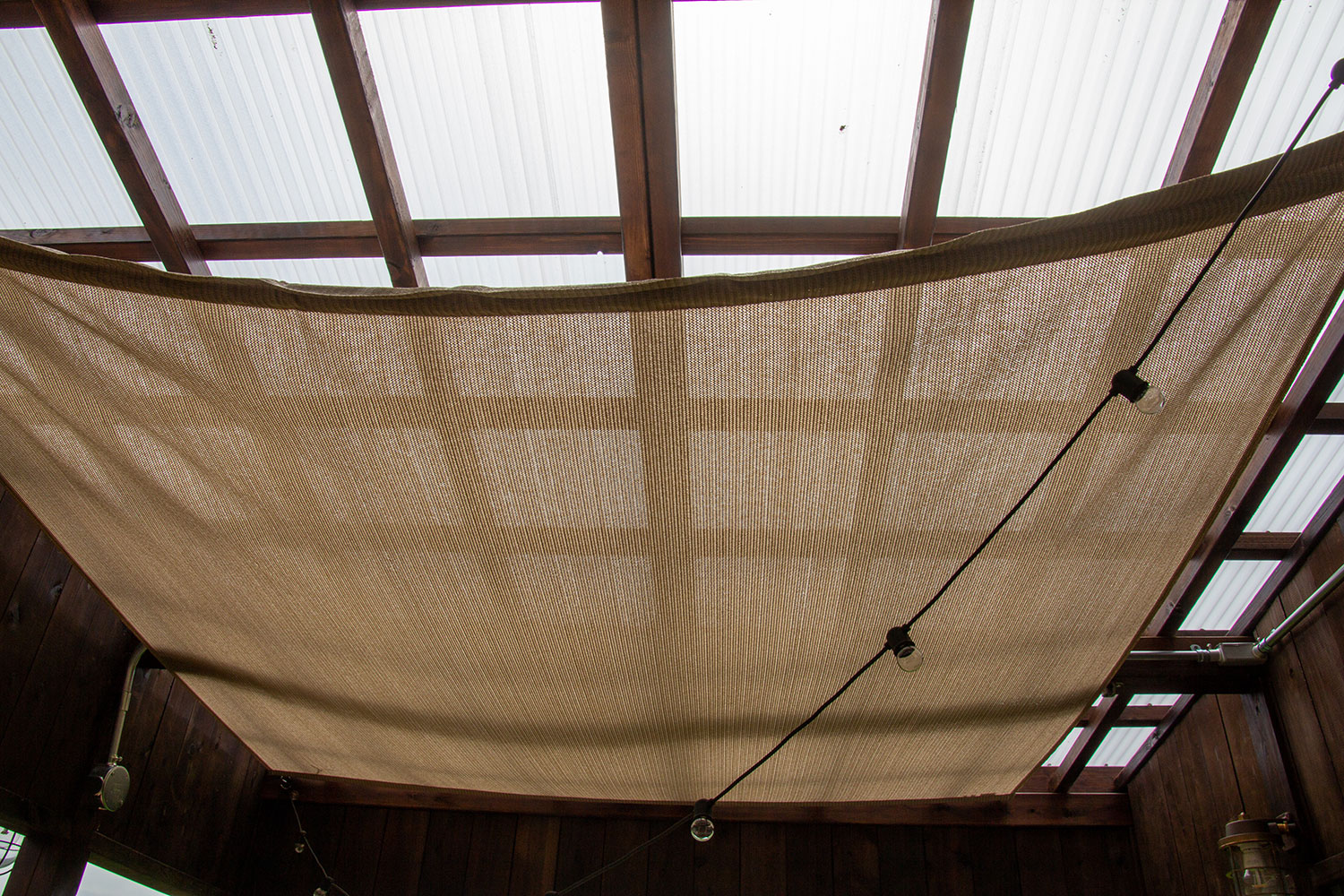 家族が楽しく暮らせる工夫がつまった庭とテラスハウス