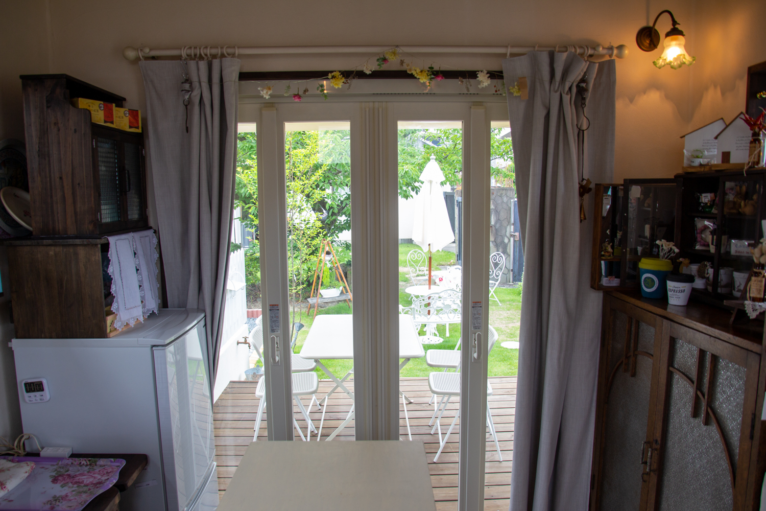 小屋を雑貨屋として活用